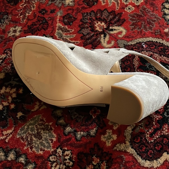 Bootie style open toe and back - Picture 3 of 3